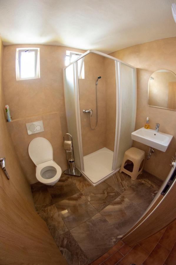 Dolní Dunajovice Penzion Holacky מראה חיצוני תמונה